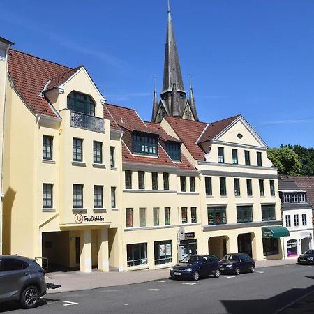 Fewo1846 - Atrium - Luxurioese Wohnung Mit 3 Schlafzimmern Und Balkon Im Stadtzentrum 플렌스부르크 외부 사진
